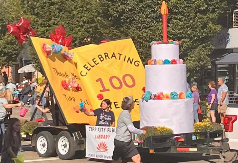 Bring Your Mission to Main Street in the Mum Festival Parade